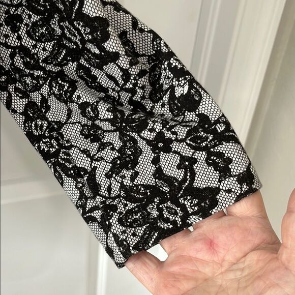 Talbots Black and White Lace Printed With bottom tail Back Zipper - Picture 4 of 9